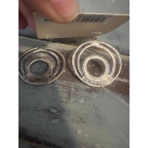 NWT Bold Elements Dangling Distressed Chrome Pierced Earrings - Picture 5 of 5